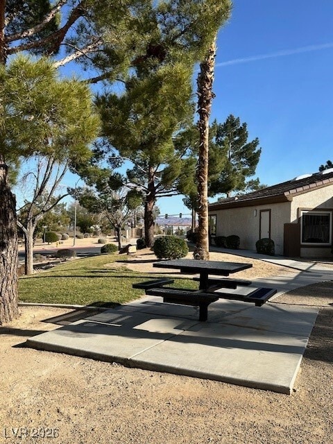 Building Photo - 1620 Coal Valley Dr