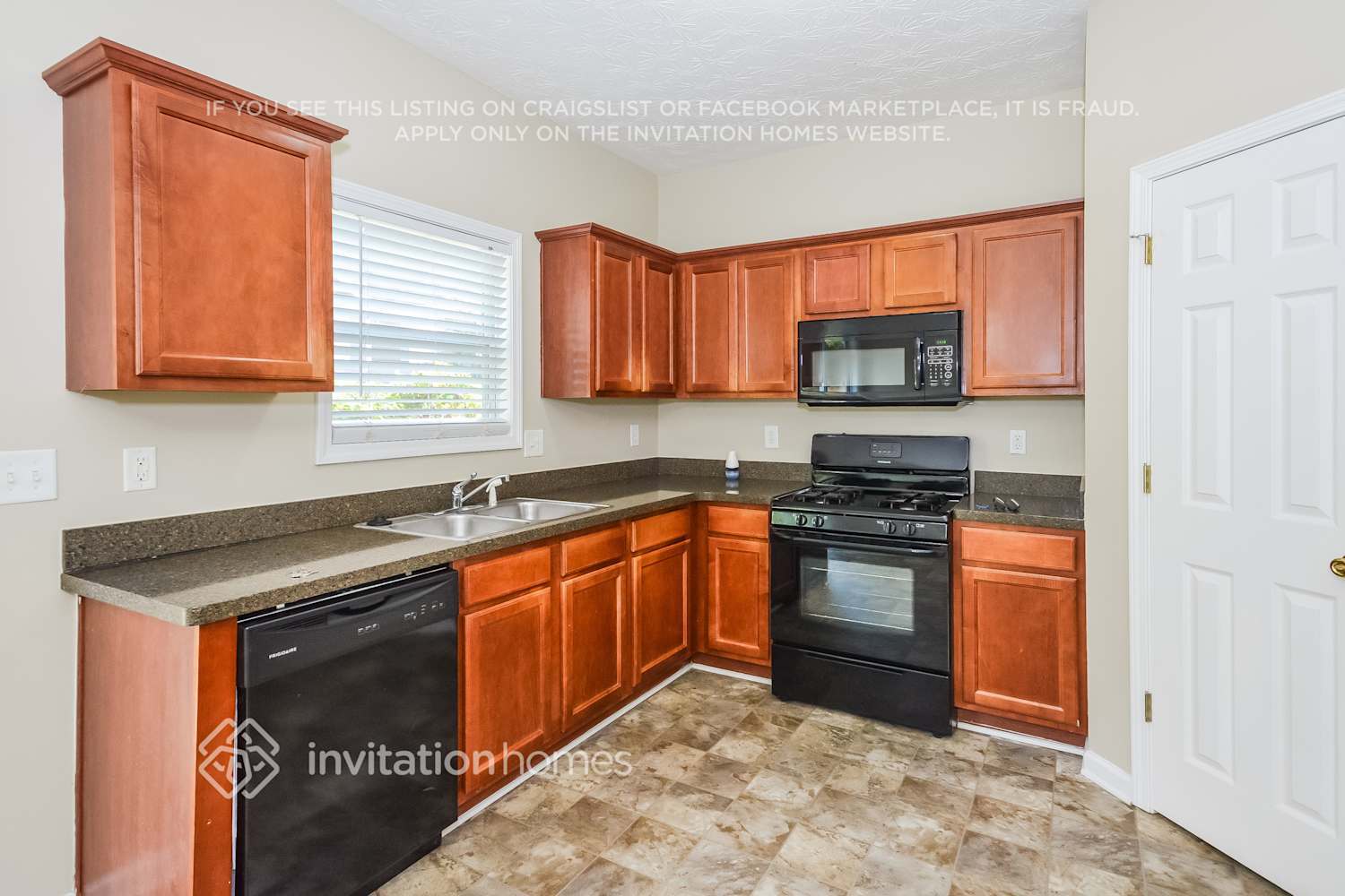 Building Photo - 1509 Park Grove Dr