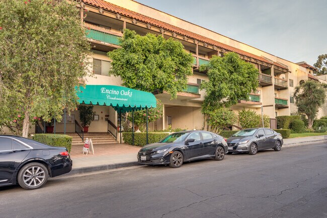 Building Photo - 5460 White Oak Ave