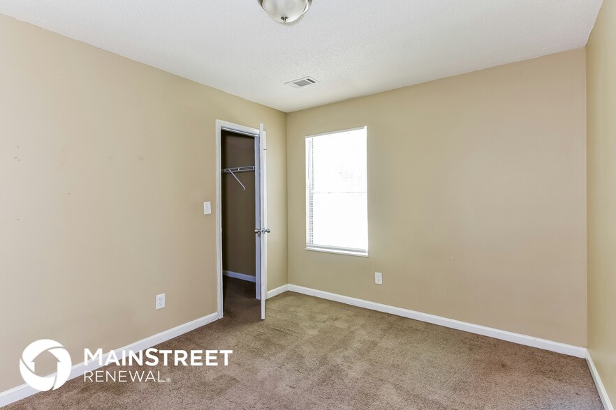 Building Photo - 4736 Klondike Cir