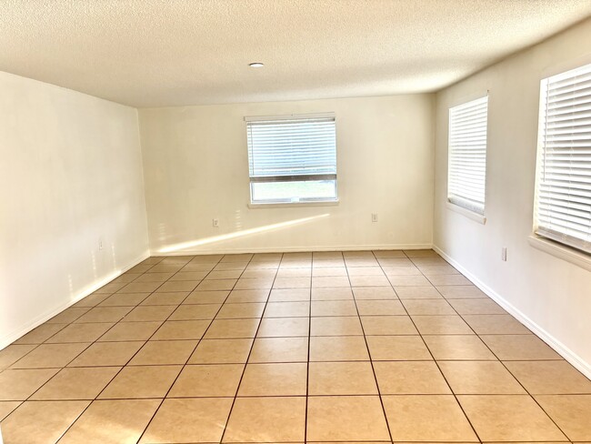 Building Photo - 28541 Trigg Rd