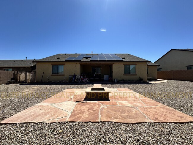 Building Photo - 6948 S Victor Dr