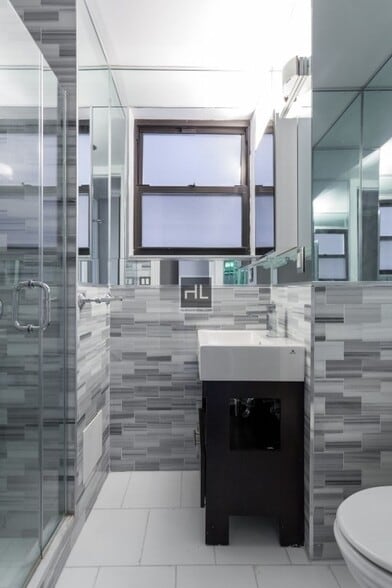 Building Photo - W 103RD ST.