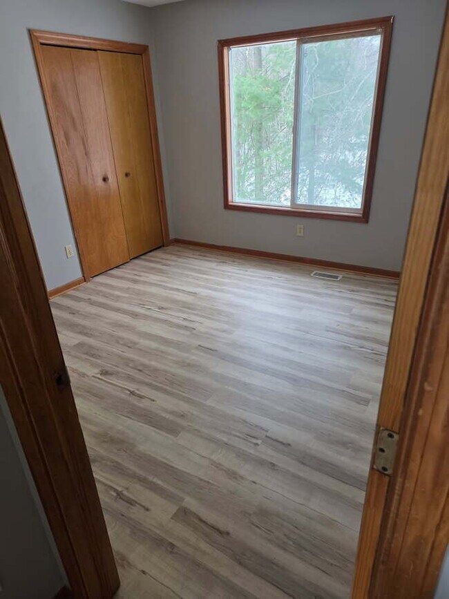 Building Photo - 3745 Jill Ave