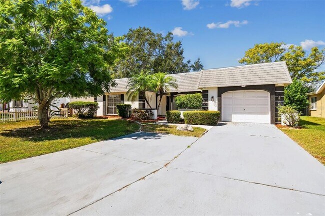 Building Photo - 3513 Landale Dr