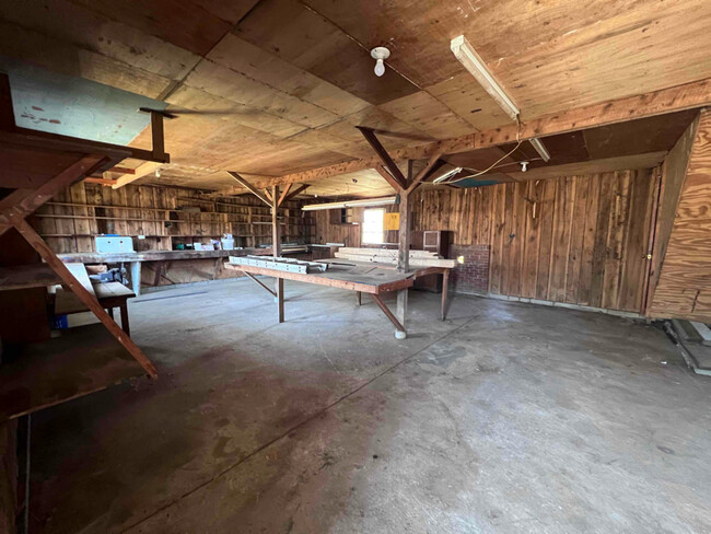 Building Photo - 8412 Whites Creek Pike