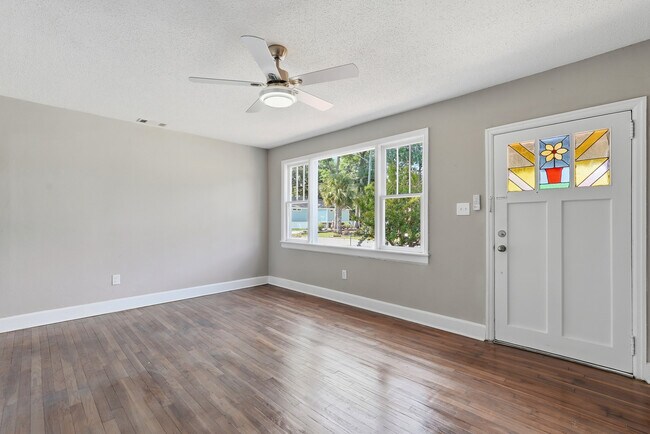 Building Photo - 2229 Tennessee Ave