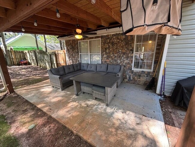 Building Photo - 454 Fernwood Cir