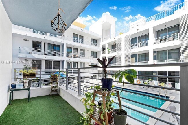 Building Photo - 3339 Virginia St