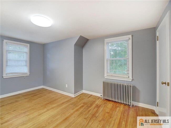 Building Photo - 213 Milltown Rd