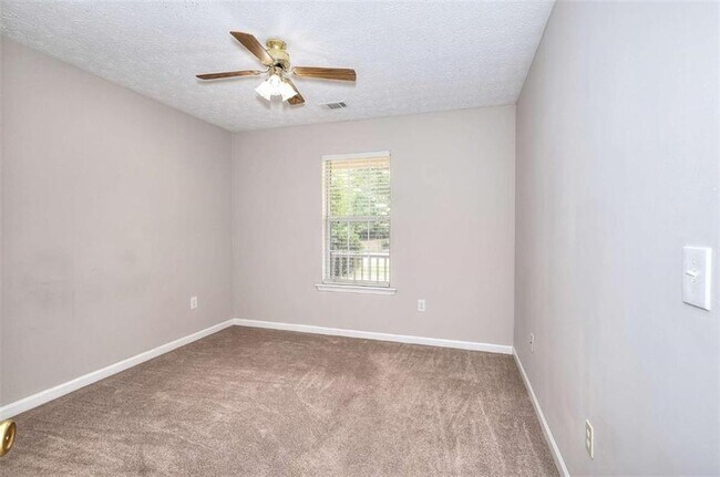 Building Photo - 4160 Janel Ln