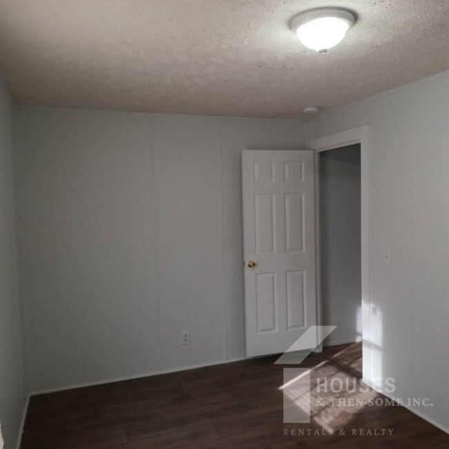 Building Photo - 8121 3rd St