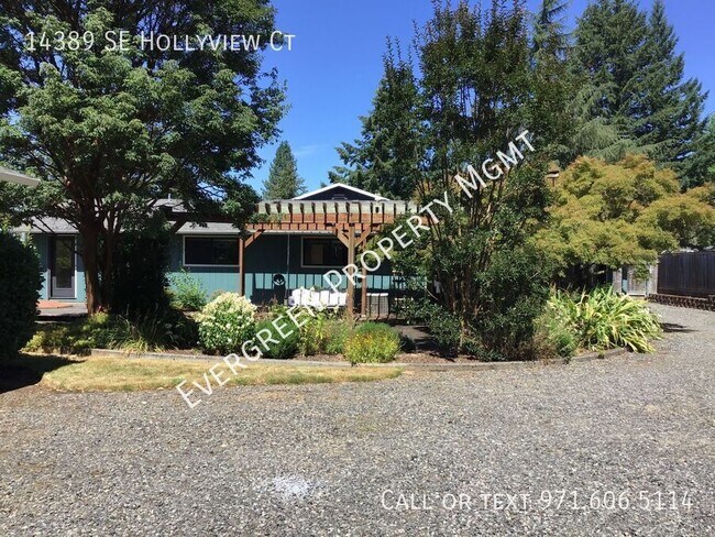 Building Photo - Amazing Damascus Ranch House! $3,195 3BD/2...