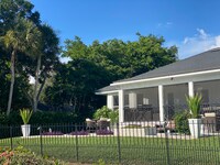 Building Photo - 5178 Oakmont Pl