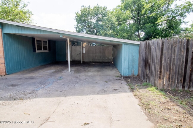 Building Photo - 2702 54th St