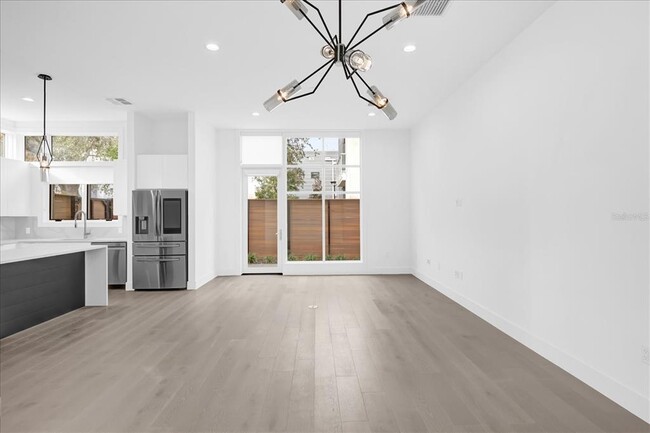 Building Photo - 1776 Mondrian Cir