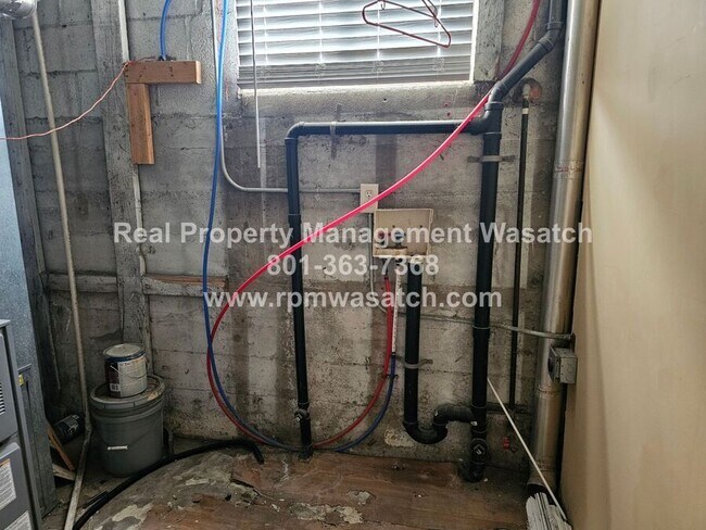 Building Photo - 7725 S 1530 W