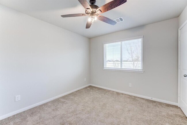 Building Photo - 5842 Adelaide River Dr