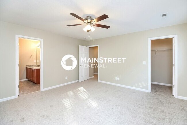 Building Photo - 4 Bedroom Pet-Friendly Home in Whitsett, NC with Main Street Renewal