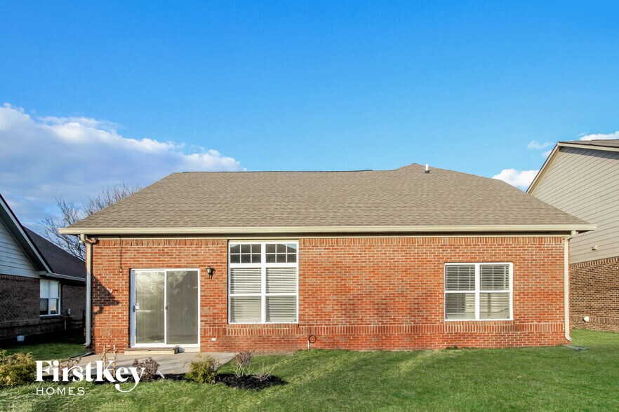 Building Photo - 13460 N Cedar Grove Ct