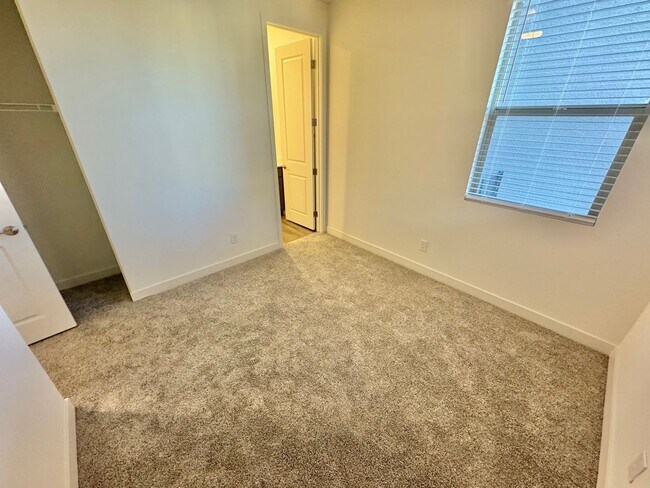 Building Photo - MOVE IN SPECIAL WITH THIS BEAUTIFUL BRAND NEW HOME: 3-BEDROOM HOME IN SUMMERLIN RESIDENCE