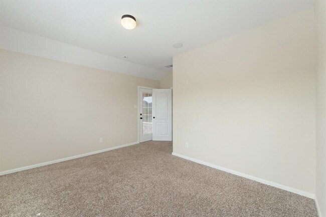 Building Photo - 29022 Crystal Rose Ln