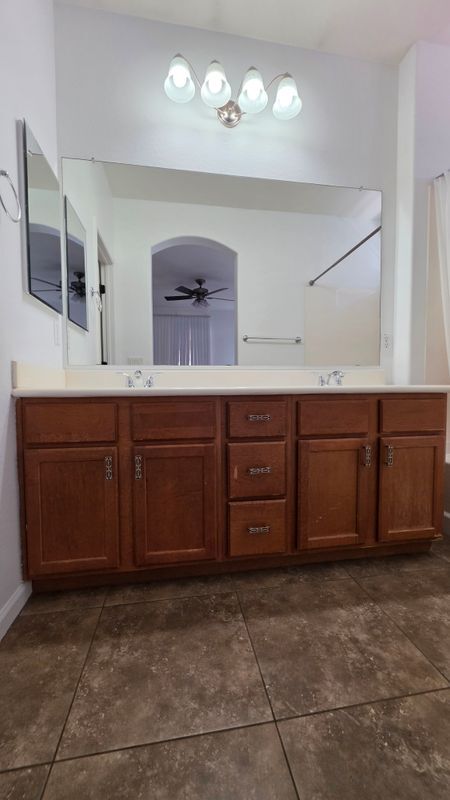 Building Photo - 21742 N Bradford Dr