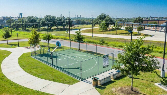 Building Photo - 3 Bedroom/2 Bath Redbird Ranch Subdivision