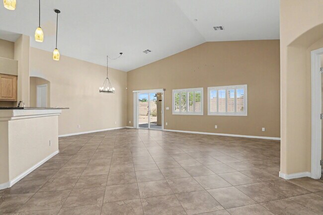 Building Photo - Immaculate 5-Bed, 3-Bath Entertainer’s Home on Over a Quarter Acre in Gated Riverwalk Ranch Manor...