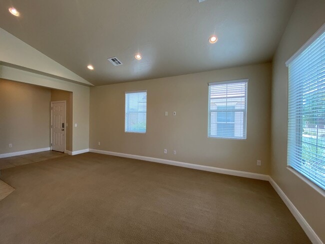 Building Photo - 3439 S Barcelona Dr