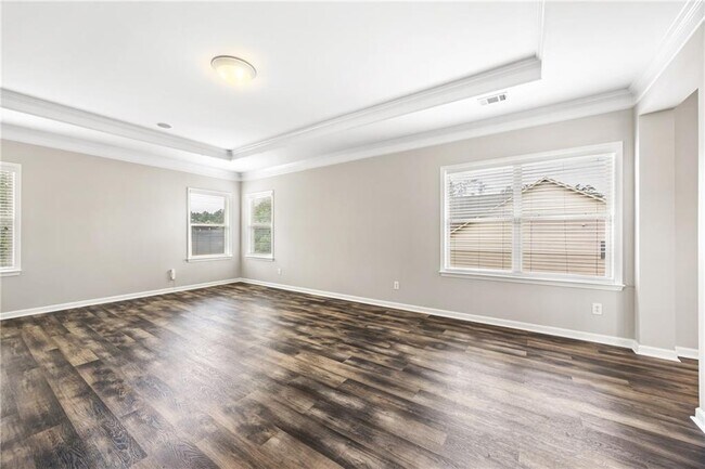 Building Photo - 4381 Challedon Dr