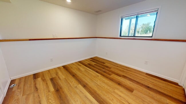 Building Photo - 2439 Gall Ave