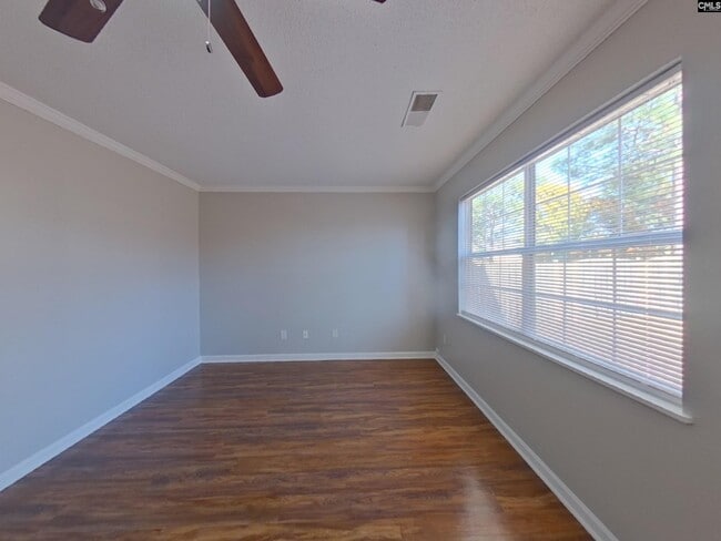 Building Photo - 7 Barnley Ct