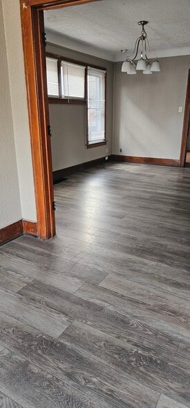 Building Photo - 1719 Central St