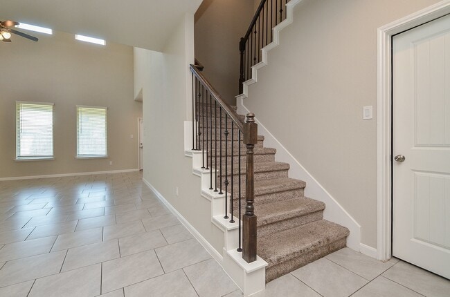 Building Photo - 4015 Prairie Landing Ln