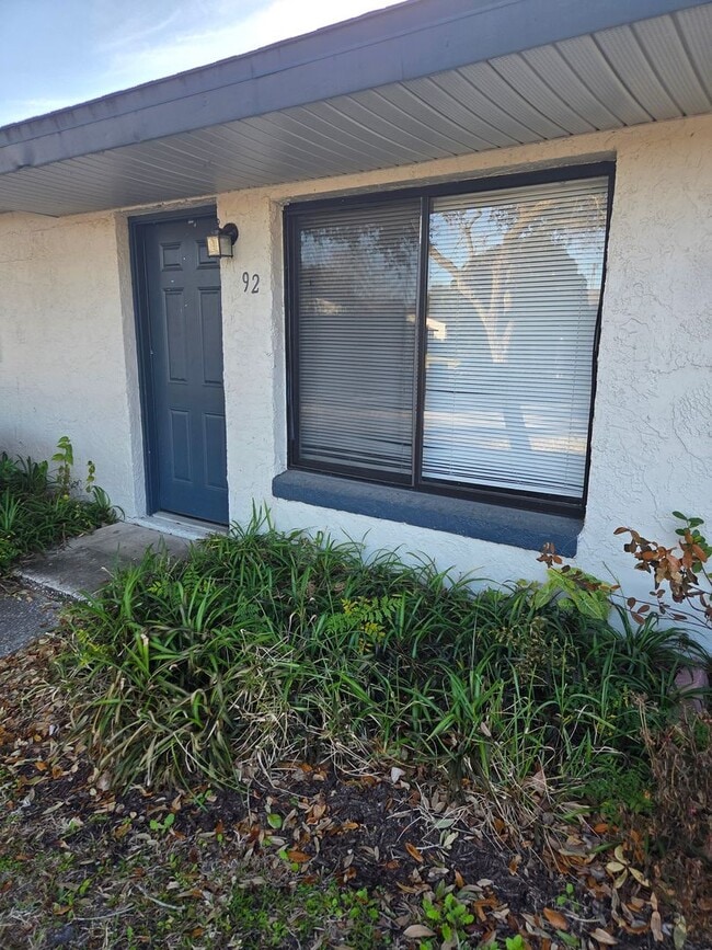 Building Photo - Location, Location!! 3 bedroom condo available now in Altamonte Springs