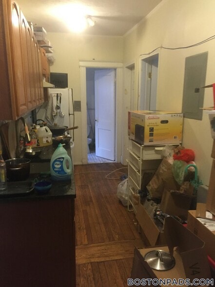 Building Photo - 58 Queensberry St