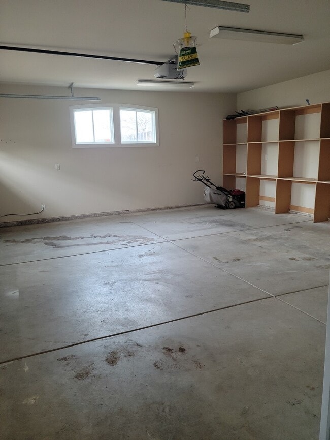 Building Photo - 12 Camberwell Ct