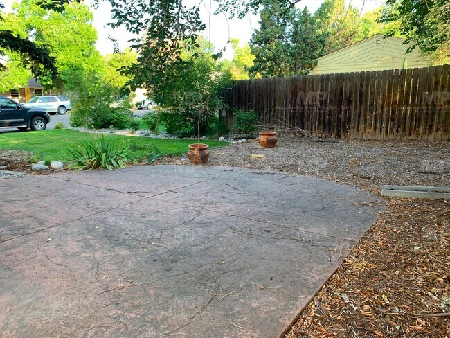 Building Photo - 1808 Remington St