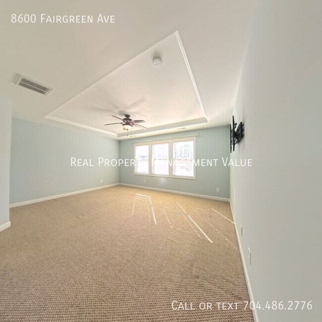 Building Photo - 8600 Fairgreen Avenue