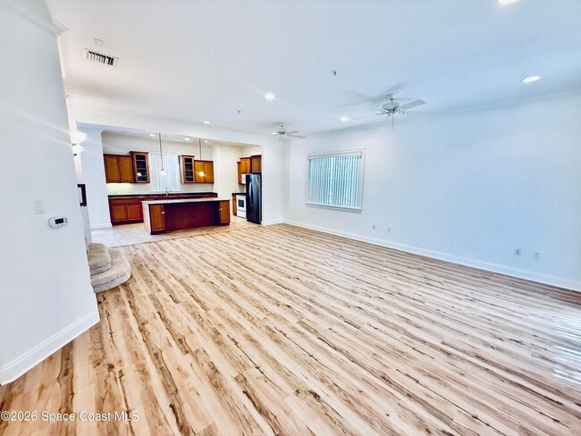 Building Photo - 860 Vignoles NE Ave