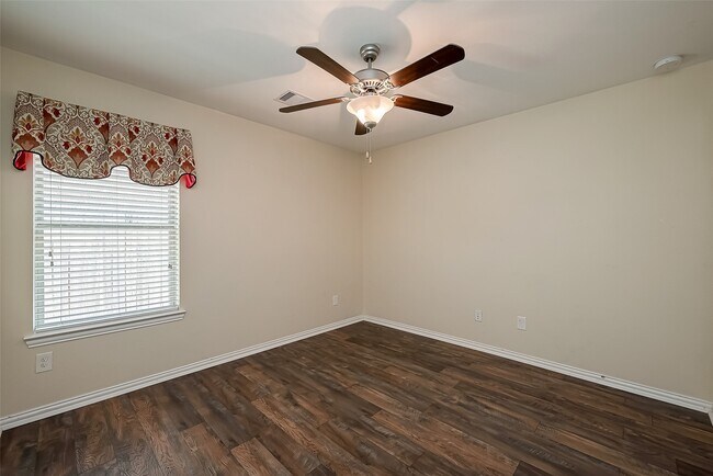Building Photo - 23613 Alder Branch Ln