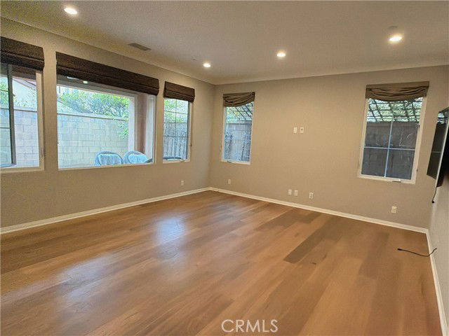 Building Photo - 114 Mountain Violet