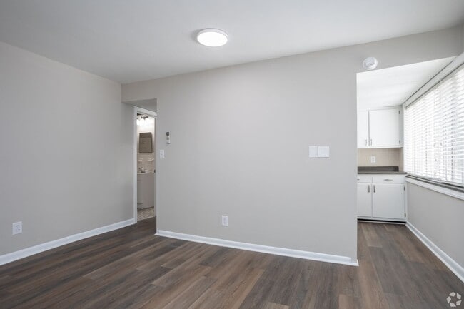 Interior Photo - Elm Villa Apartments
