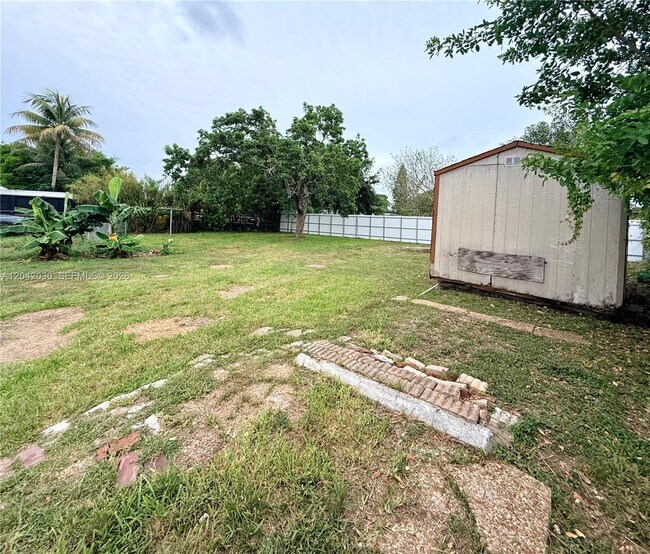 Building Photo - 26741 SW 139th Ave