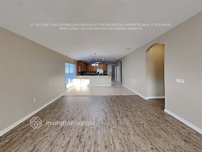 Building Photo - 35001 Meadow Reach Dr