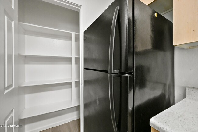 Building Photo - 3065 N 67th Ave