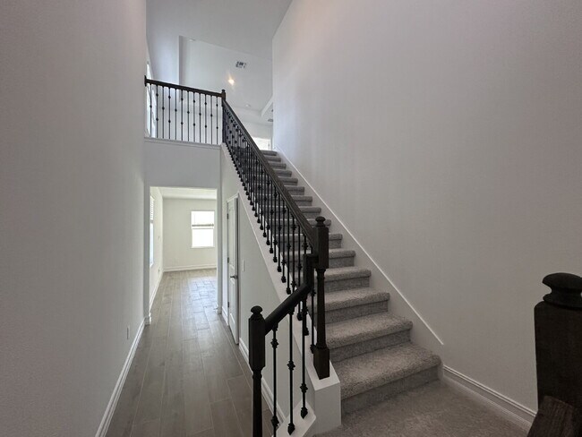Building Photo - 11748 71st Ave E