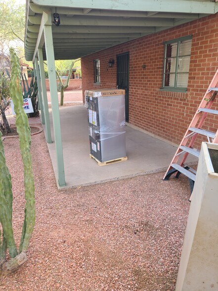 Large Covered Patio--New Cental A/C 12/2024 - 922 E Coronado Rd