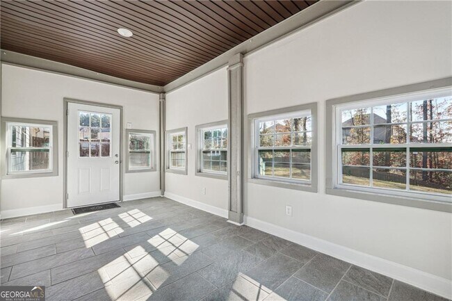 Building Photo - 3373 Shoals Ridge Dr